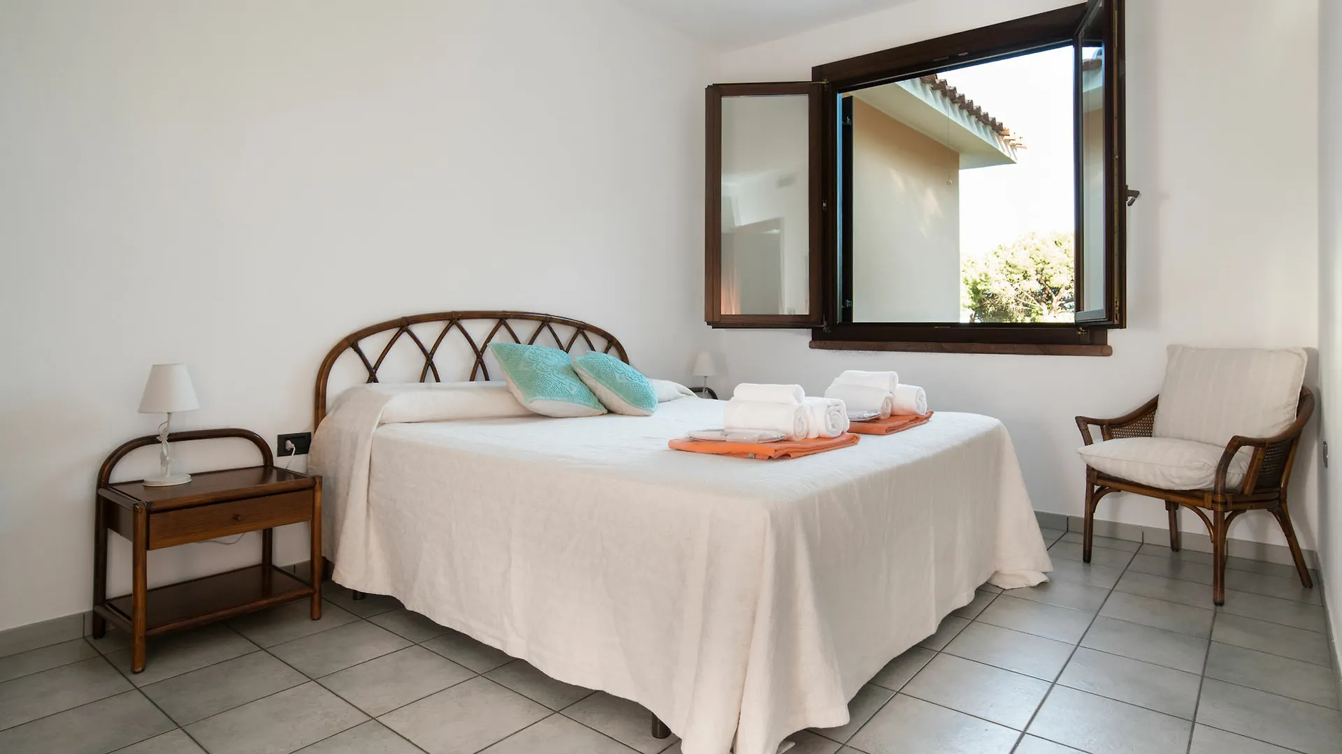 Villa I Pini Santa Margherita di Pula 0*,